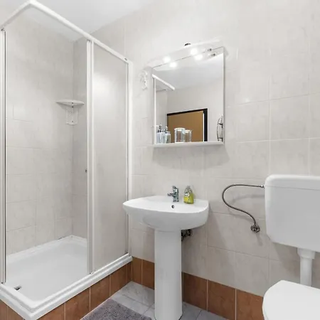 Morena * Novigrad Istria