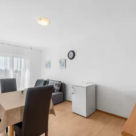 Apartament Morena *
